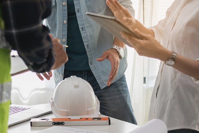 Building Trust: Contractors And Client Friendships